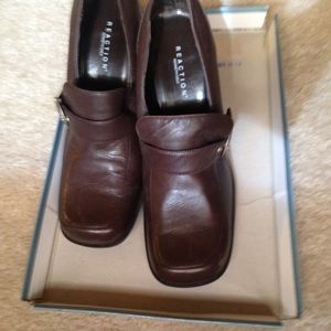Kenneth Cole Reaction Chunky Heel Loafer sz 9.5